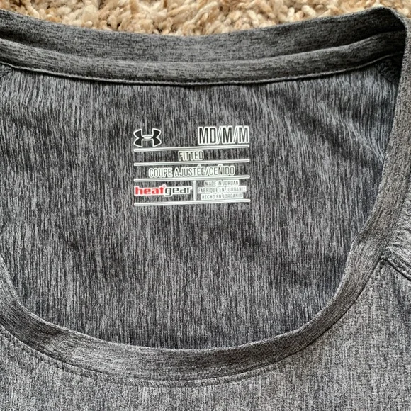 Under Armour Women's Dark Gray Heather Long Sleeve HeatGear Crew Performance Tee - Picture 2 of 8